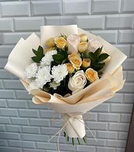 Букет цветов из:  Розы и Хризантемы в Игриме