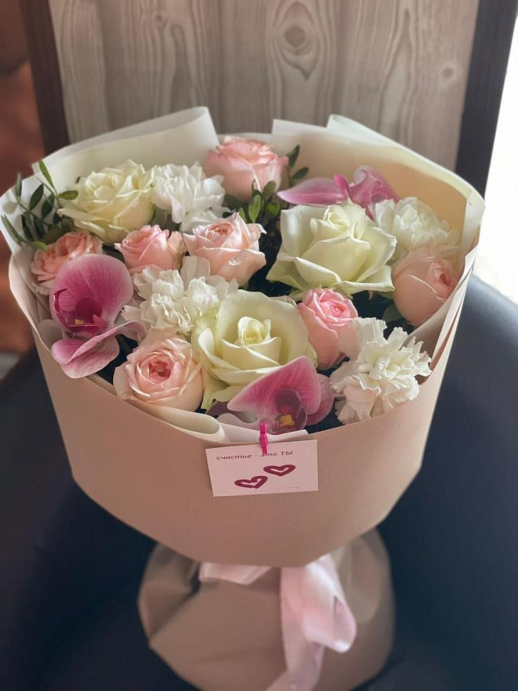 Букет цветов из: Орхидеи, Розы и Гвоздики в Игриме