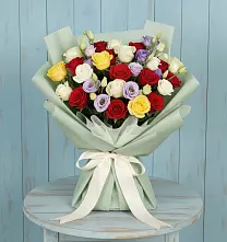Букет цветов из:  Розы в Игриме