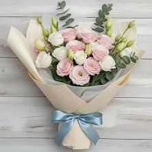 Букет цветов из:  Лизиантусы в Игриме