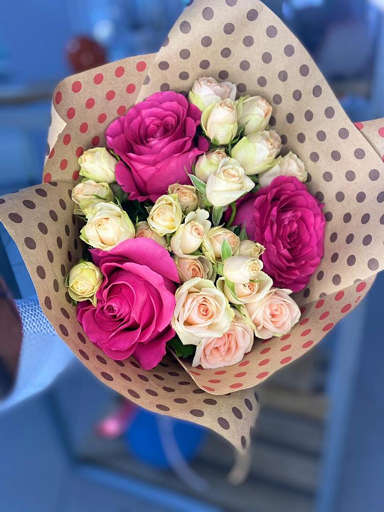 Букет цветов из: Розы в Игриме