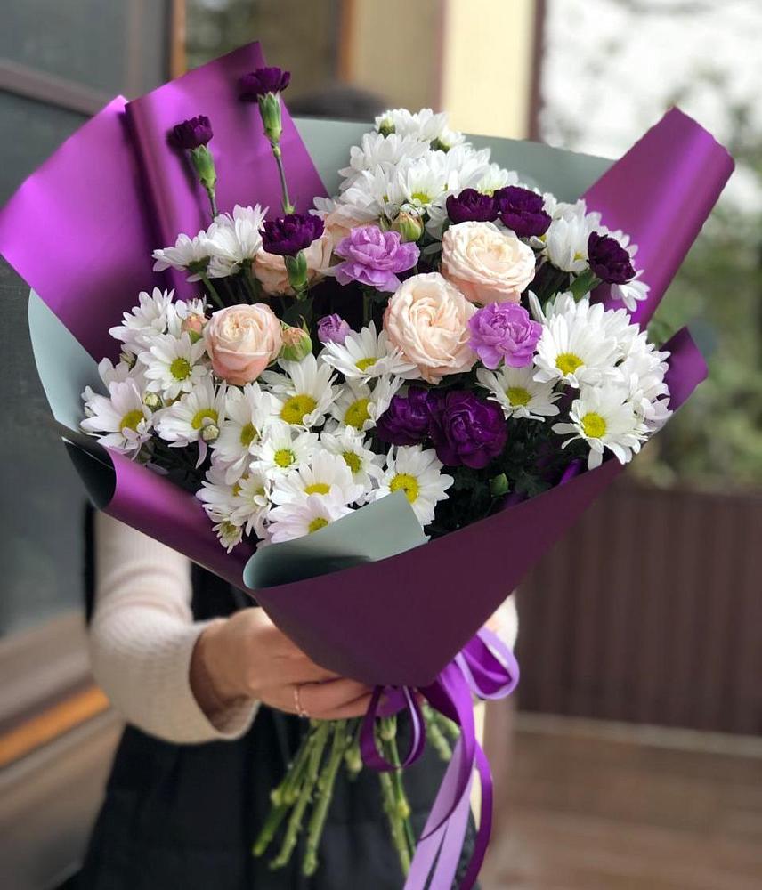 Букет цветов из: Хризантемы, Гвоздики и Розы в Игриме