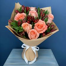 Букет цветов из:  Розы и Альстромерии в Игриме