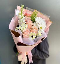 Букет цветов из:  Хризантемы и Розы в Игриме