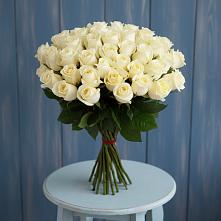 Букет 51 Белая роза Эдлесс Лав в Игриме