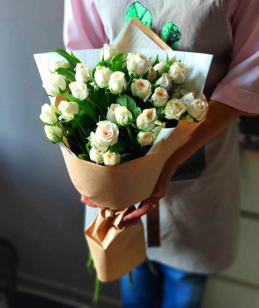 Букет цветов из: Розы в Игриме