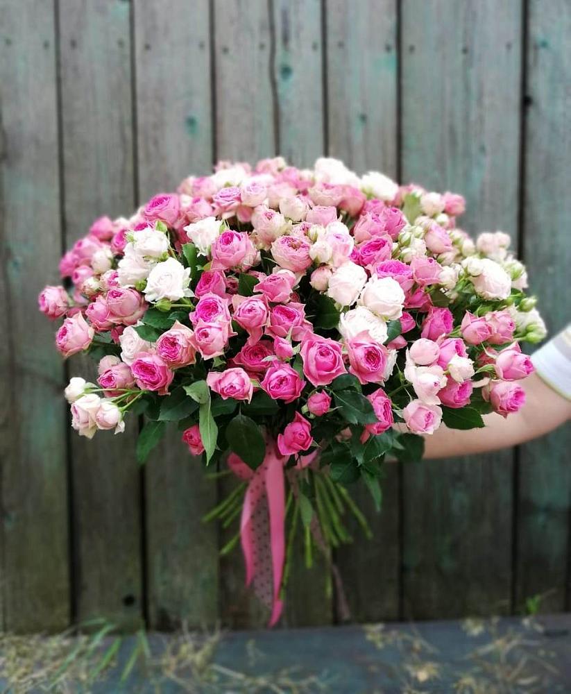 Букет Розовые кустовые розы Натали и Лав Лидия в Игриме