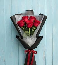 Букет цветов из:  Розы в Игриме