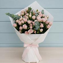 Букет цветов из:  Розы в Игриме