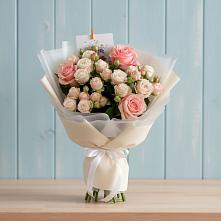 Букет цветов из:  Розы в Игриме
