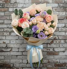 Букет цветов из:  Розы, Лизиантусы и Гвоздики #REPLACE_PRED# Игриме