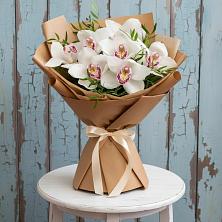 Букет цветов из:  Орхидеи и Розы в Игриме