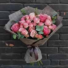 Букет цветов из:  Розы в Игриме